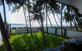 Reunion Ocean Manor - Beach House